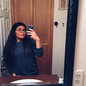 Meet your Posher, Lesie